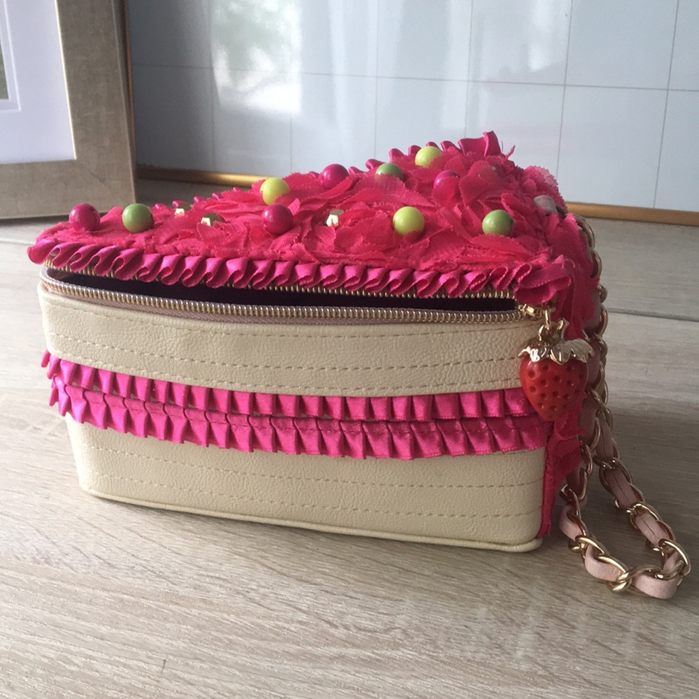 Betsey Johnson Cake Wristlet NEW